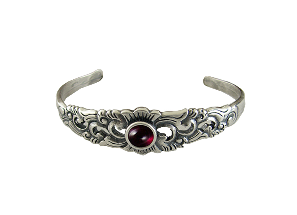 Sterling Silver Detailed Cuff Bracelet With Garnet